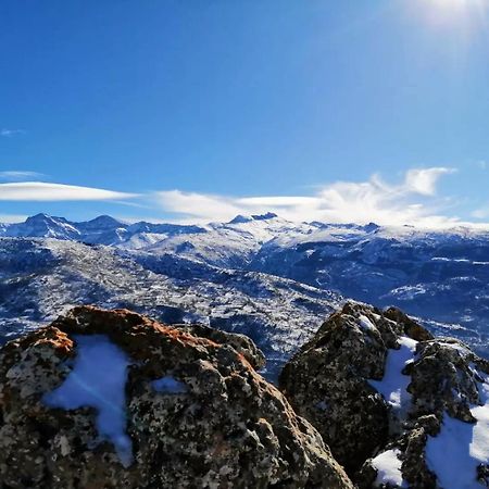 Apartamentos Sierra Nevada Park 구에하르 시에라 외부 사진