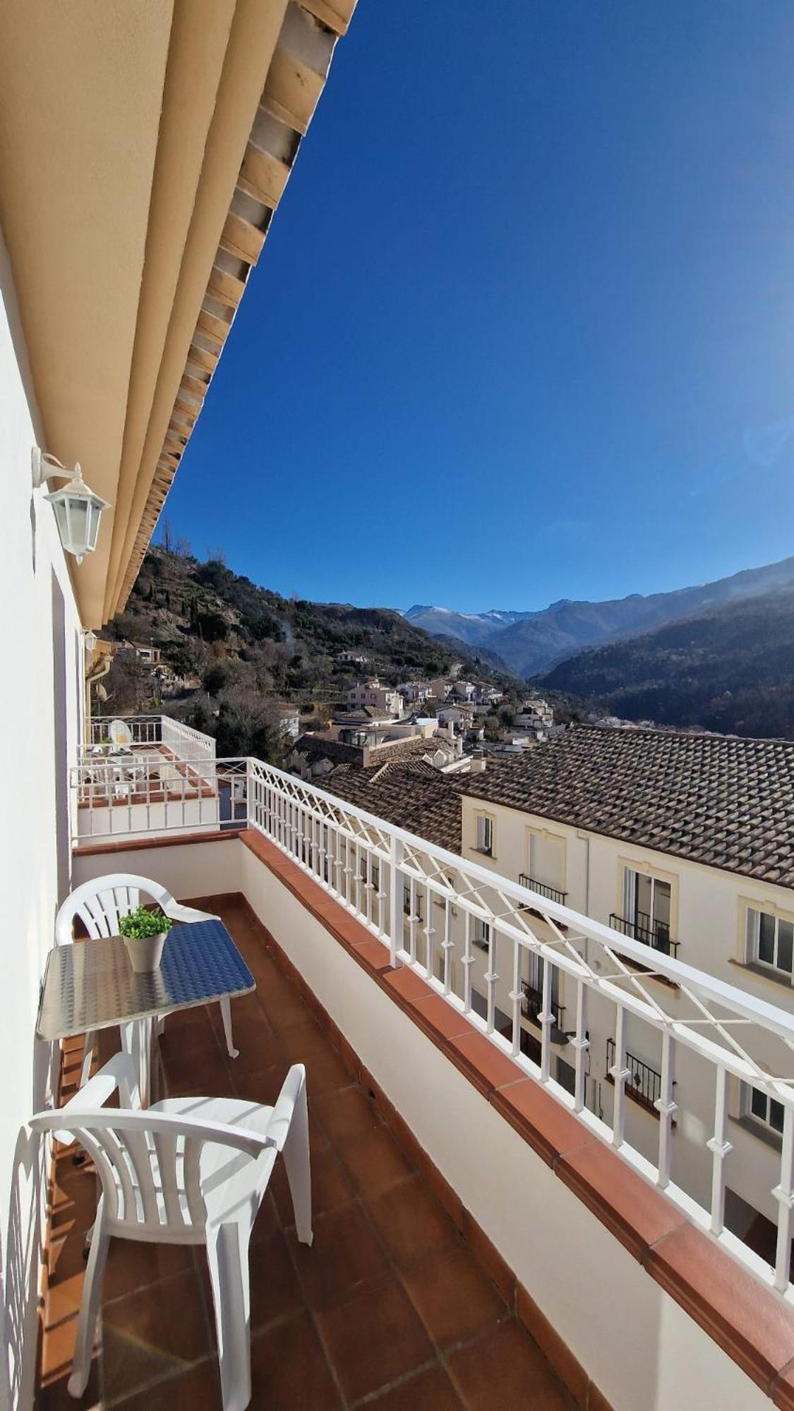 Apartamentos Sierra Nevada Park 구에하르 시에라 외부 사진